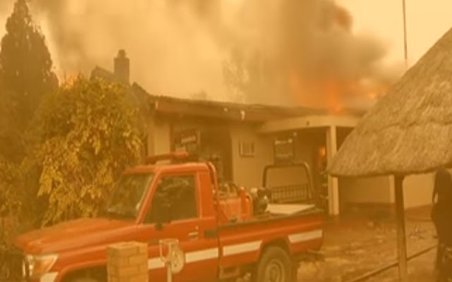 house%2Bfire%2Bcoligny 01
