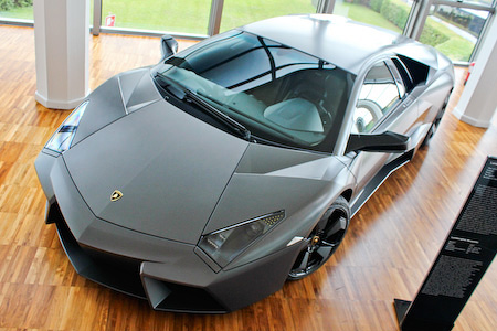 Chinese man builds replica of $1.5 million Lamborghini 2 lamborghini reventon 02