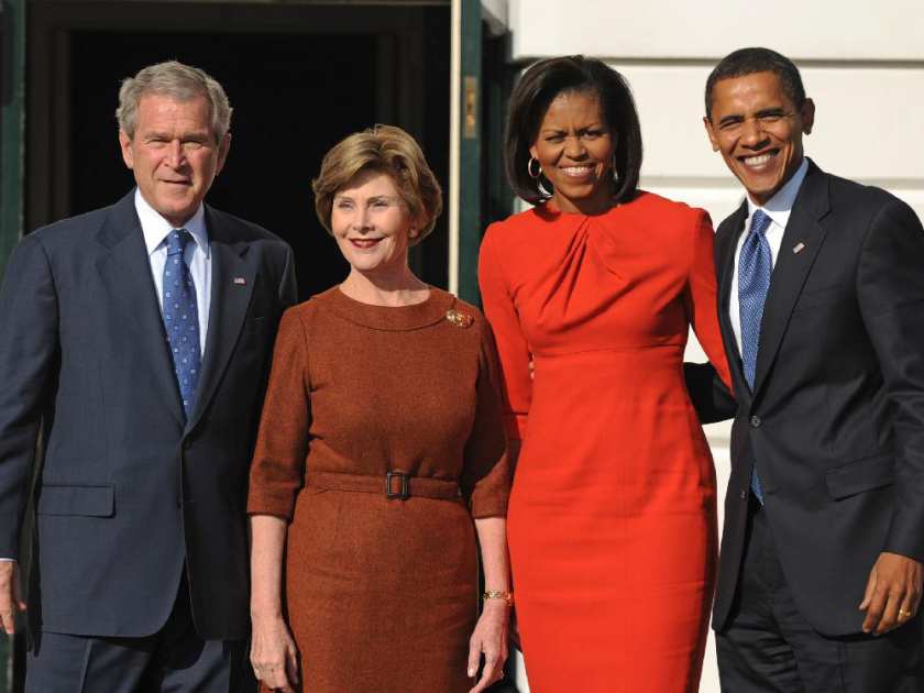 Bushes Welcome Obamas to White House 11102008
