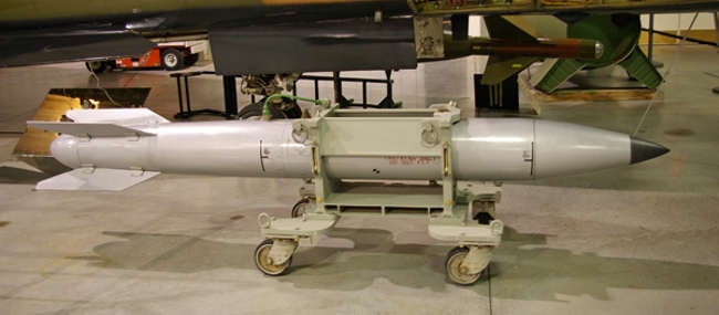B 61 bomb22