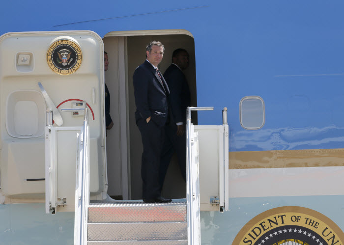 Ted Cruz Dallas Air Force One