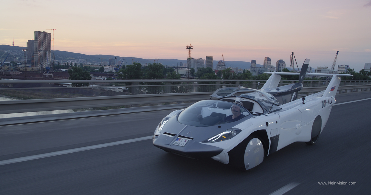 BMW powered flying car gets green light 2 61f145cf20302779b8437a89