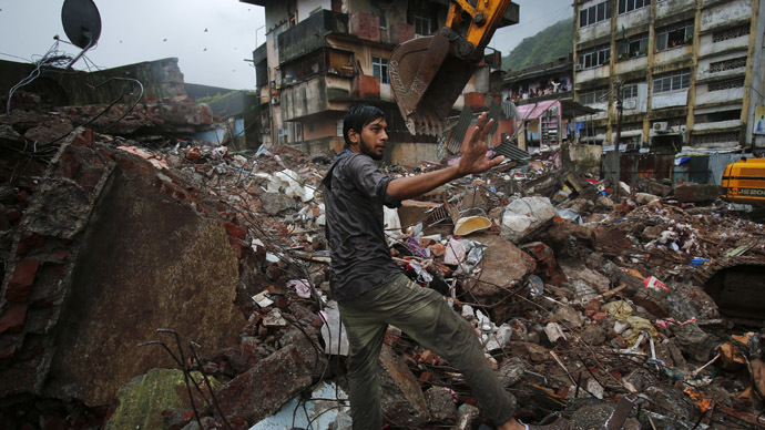 india monsoon hundreds dead