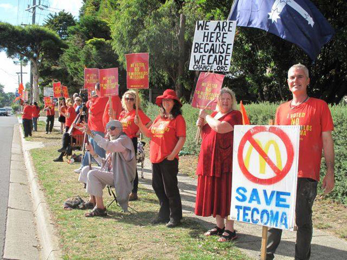 Aussie state gives police power to disperse protests pre-emptively 2 tecoma in the dandenong ranges 1