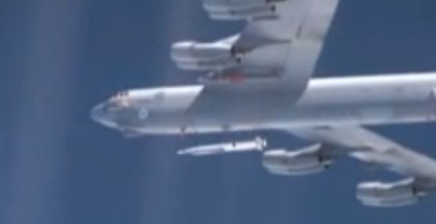 Experimental 'scramjet' sets hypersonic record as it flies at six times the speed of sound 1 The X-51 Waverider