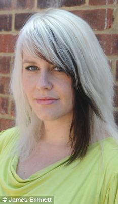 Young white mother obsessed with tanning, faces death due to skin cancer 2 article 1287824 09B60E22000005DC