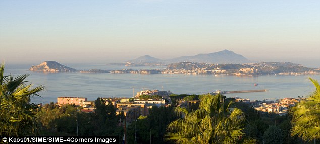 Italian volcano could wipe out entire Europe if it erupts 2 article 1342820 0C82616B000005DC