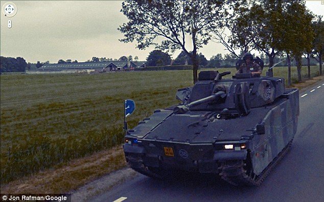 Funny Google Street View Images to feature in London Art Exhibition 10 article 2179219 14391D19000005DC