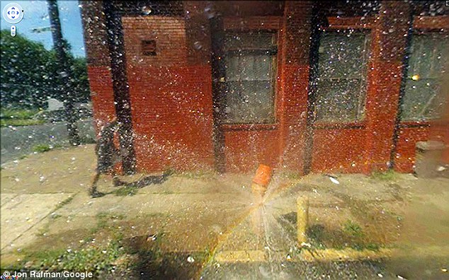 Funny Google Street View Images to feature in London Art Exhibition 15 article 2179219 14391D65000005DC