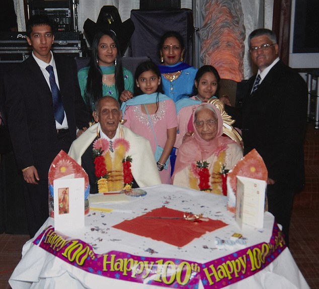 World's Longest Married Couple Share Their Secrets 4 article 2226145 15C682C2000005DC