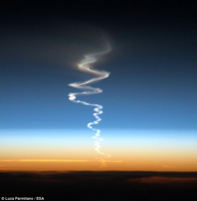 article 2460631 18BDBE2200000578