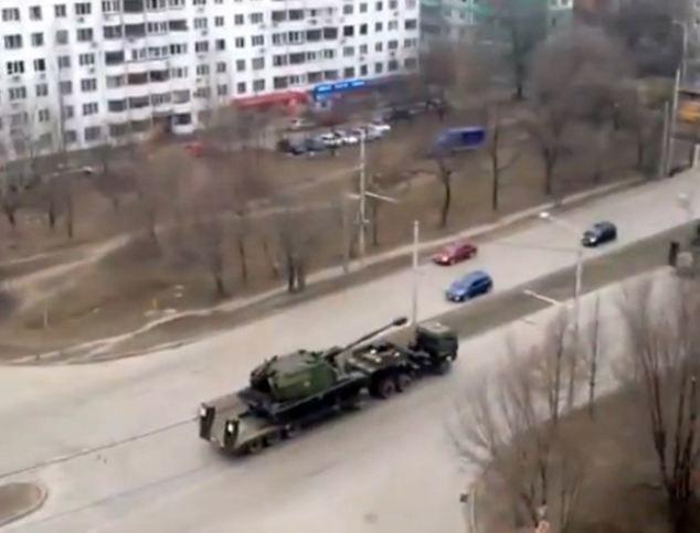 Russia masses 80,000 troops on Ukraine border, prepares for invasion 4 article 2579168 1C38BA7400000578