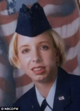 Texas pregnant Air Force Vet beaten by police, arrested, kids kidnapped by CPS for shoving with husband 4 2759813400000578 3029124 image a 37 1428426299971