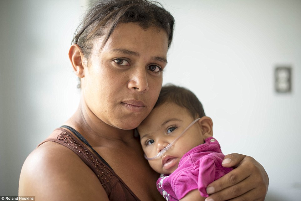 Venezuelans Turn Garbage Scavengers As Socialist Elites Live Like Kings 40 3544751A00000578 3640941 image a 29 1465980508300