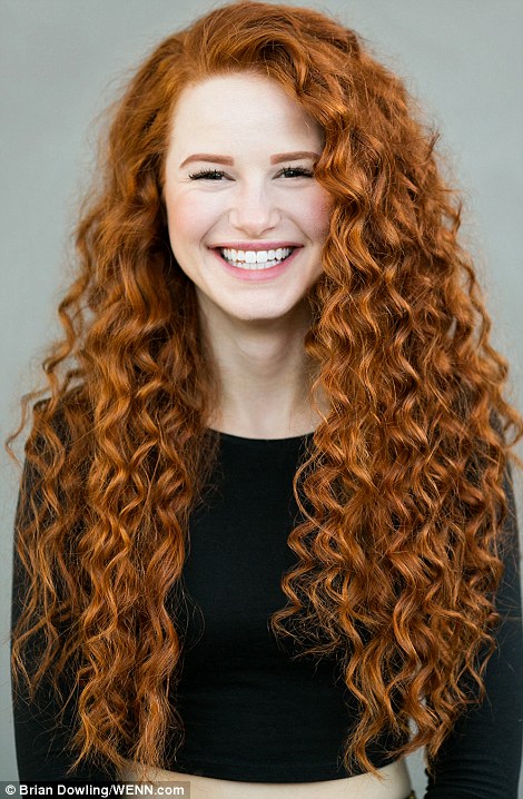 3E55DA2600000578 4321382 Many of the models wore their hair long for the photos Pictured a 11 1489845845106