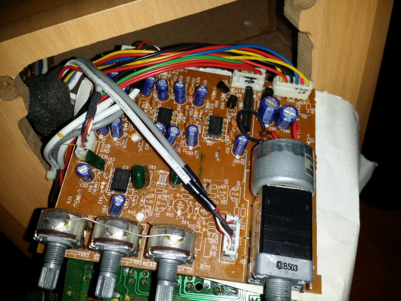 Genius SW 5 1 3600 Pic2