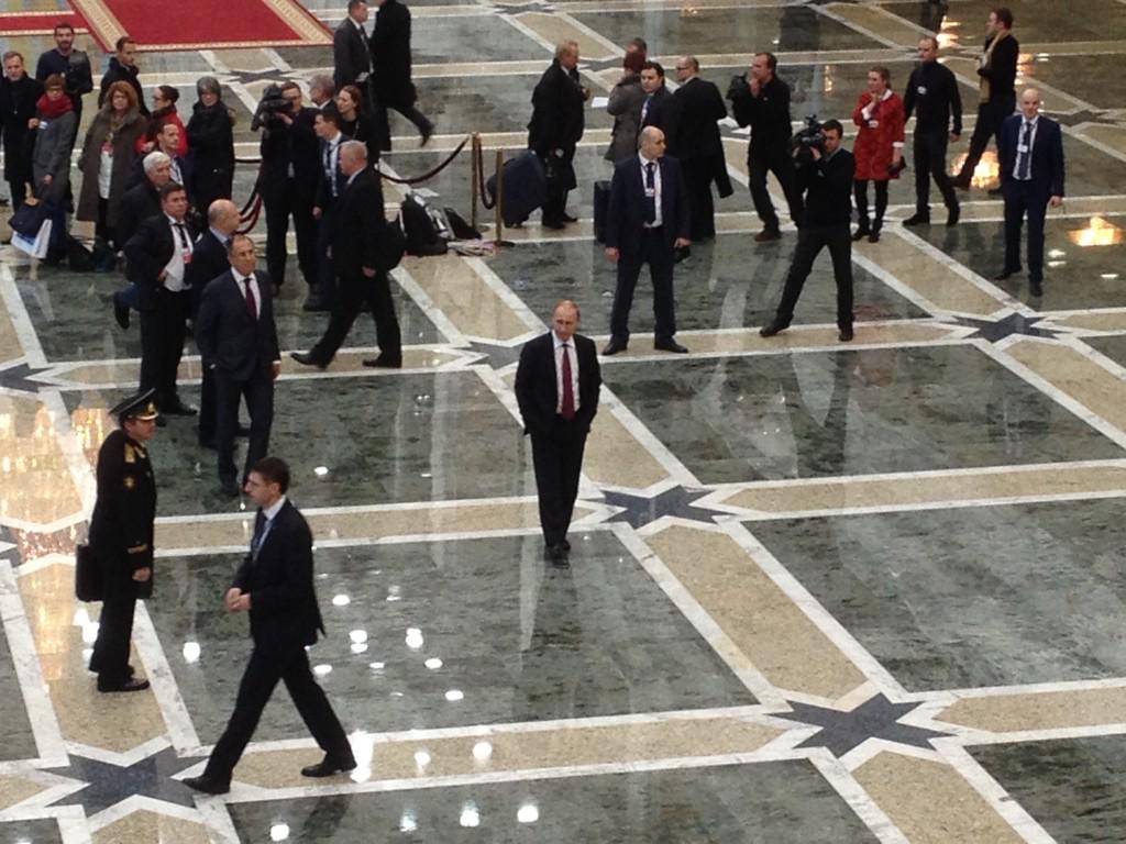 Ukraine peace deal finally reached in Minsk 3 B9onmV8CEAA N5V