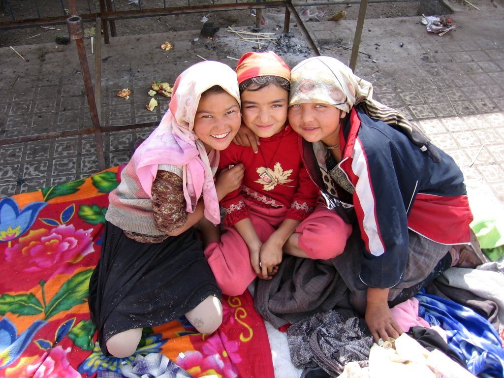 Khotan mercado chicas d01